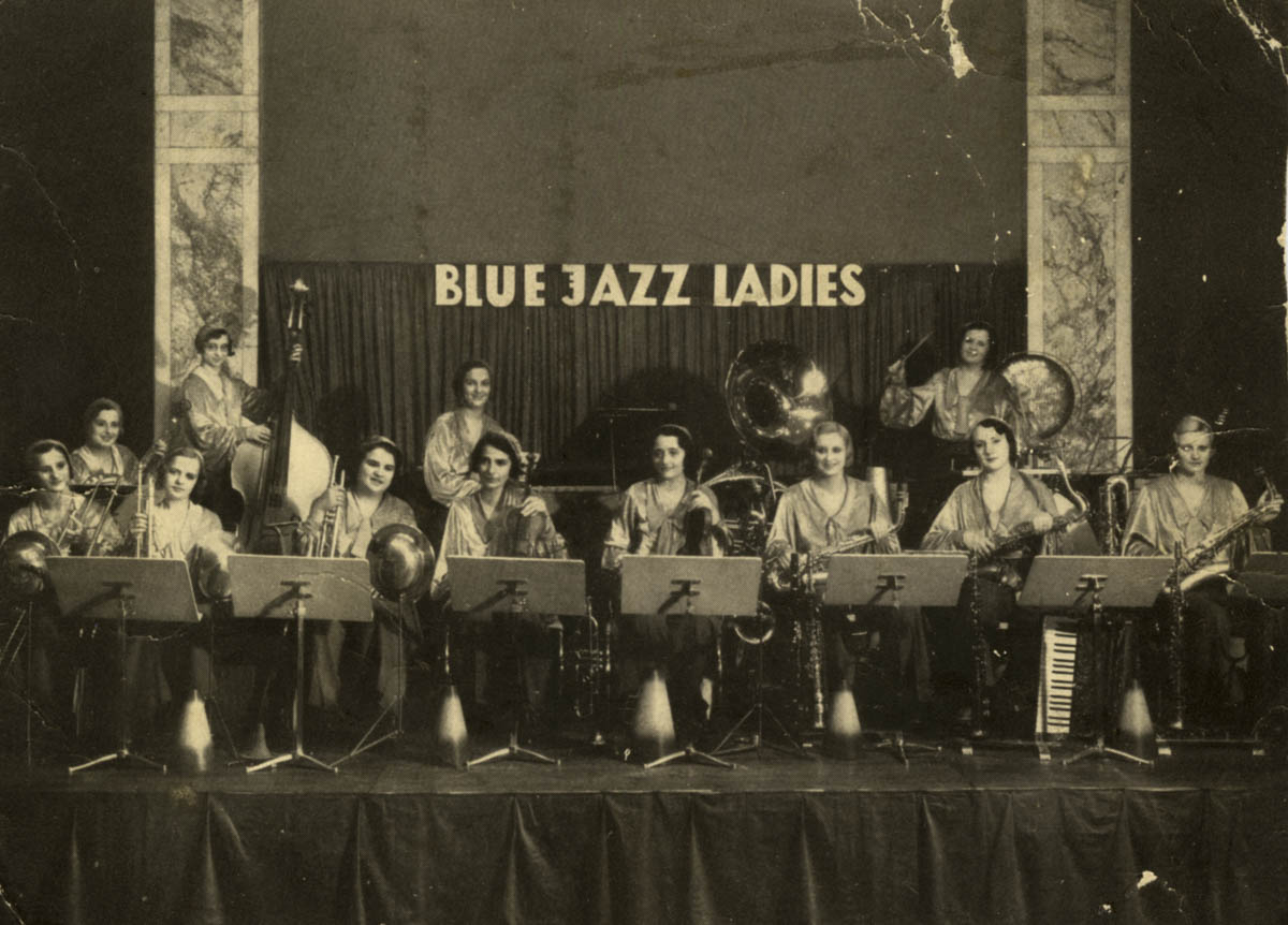 Vries, Clara Blue Jazz Ladies edit