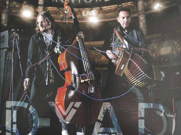 Dyad – Komorebi Live